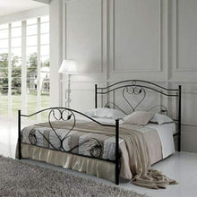 Carica l'immagine nel visualizzatore di Gallery, Letto Matrimoniale, Ferro BATTUTO, Modello Cuore, Vari Colori, 100% Made in Italy