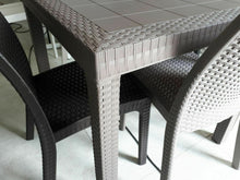 Carica l'immagine nel visualizzatore di Gallery, Tavolo 80x80 in Polyrattan, Modello Dallas, per Esterno, Giardino, per Interno