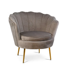 Carica l'immagine nel visualizzatore di Gallery, Sedam Poltrona Conchiglia in velluto tortora imbottita gambe oro design vintage comoda e confortevole
