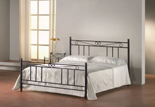 Carica l'immagine nel visualizzatore di Gallery, Letto Matrimoniale, Ferro BATTUTO, Modello Rita, Vari Colori, 100% Made in Italy