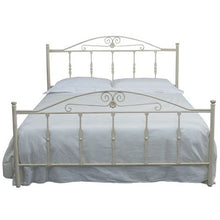 Carica l'immagine nel visualizzatore di Gallery, Letto Matrimoniale, in Ferro BATTUTO, Modello Tiziano, Vari Colori Disponibili, 100% MADE IN ITALY